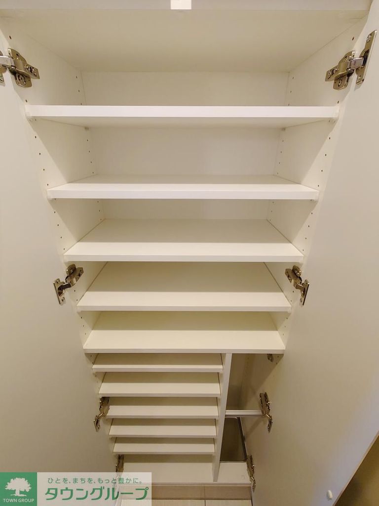 玄関　収納