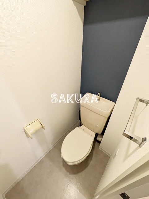 トイレ　落ち着いた色調のトイレです♪