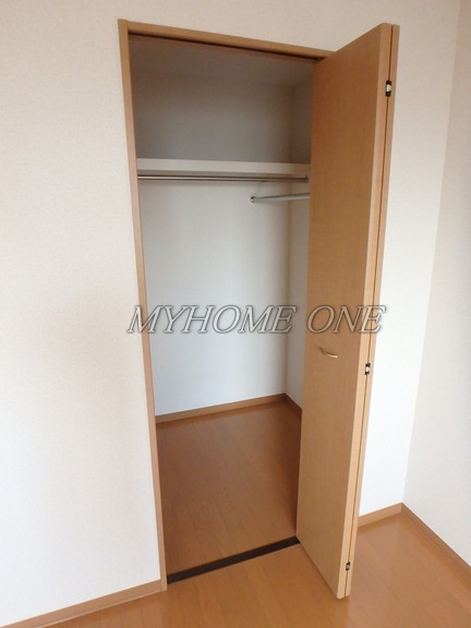 収納　ウォークインクローゼット　洋室6帖