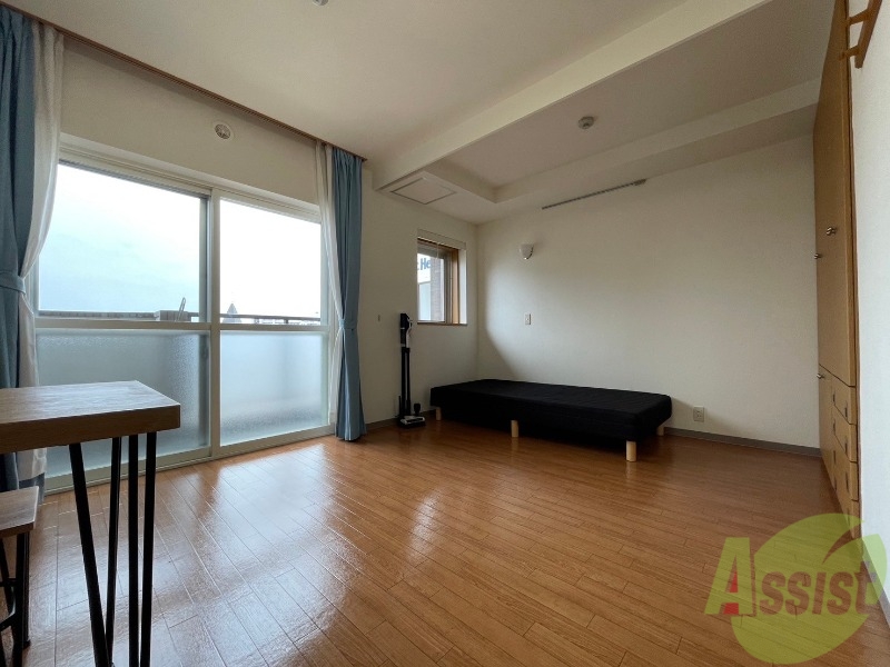 居室・リビング　広くてきれいなリビングです！快適に過ごせそうですね。