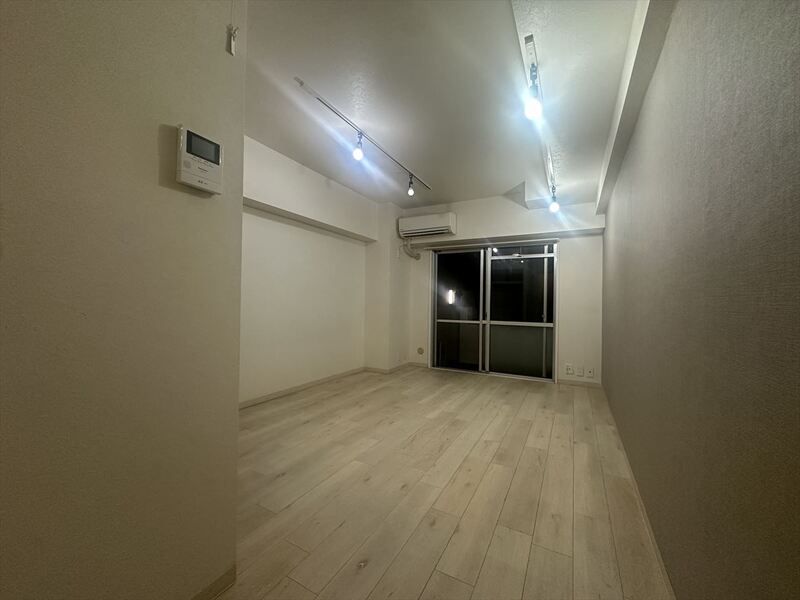 セキュリティ　モニター付きインターホンです。