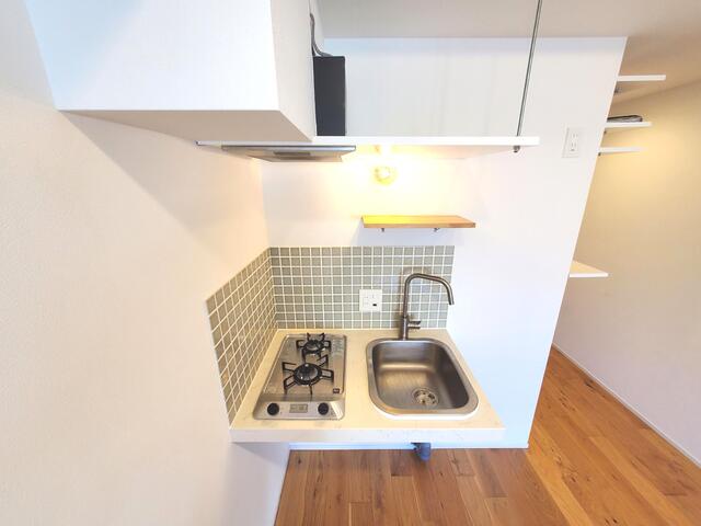 キッチン　※別部屋の参考写真となります。