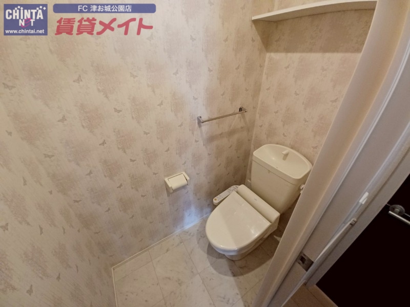 トイレ　反転タイプ参考写真