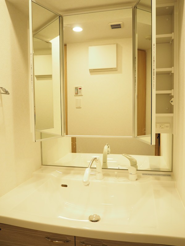 洗面設備　独立洗面台