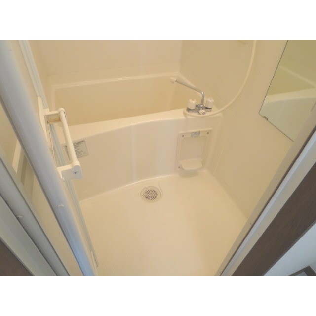 バス・シャワールーム　※別部屋参考写真☆浴室乾燥付きバス☆