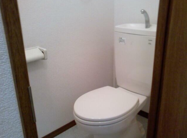 トイレ　バストイレ別☆