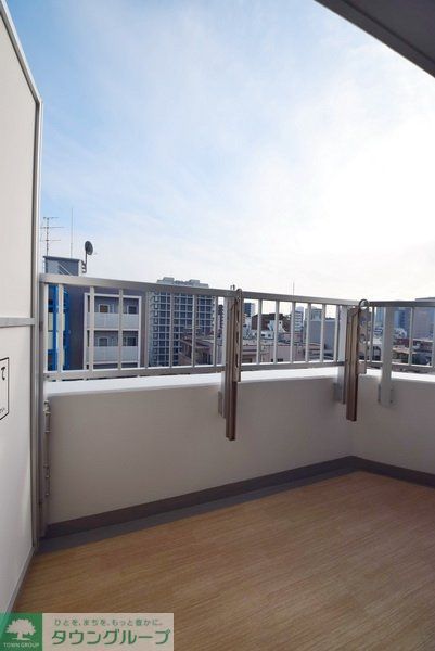 バルコニー　バルコニー