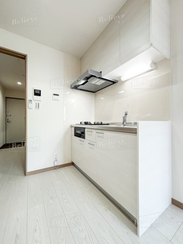 キッチン　2口コンロ・グリル付きの使いやすいシステムキッチンです♪