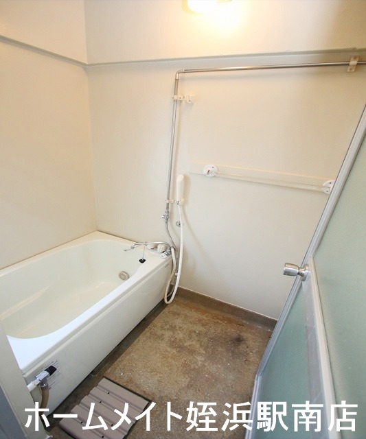 バス・シャワールーム　★お早めにお電話ください★参考写真