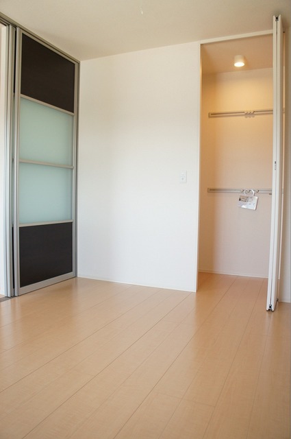 その他部屋・スペース　大きい収納付き洋室