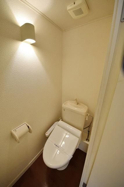 トイレ　シャワー付きトイレ