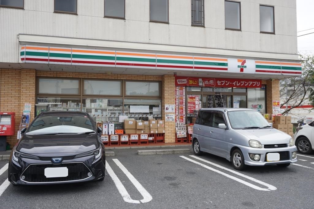 コンビニ　セブンイレブン 松戸小山店（コンビニ）まで345m