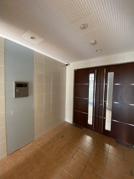 エントランス　毎日通るエントランスはこのようになっています