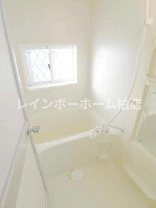 バス・シャワールーム　お風呂です