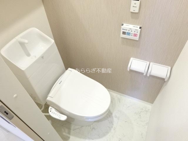 トイレ　シャワー付トイレ