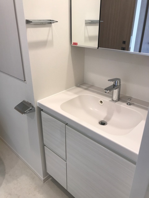 洗面設備　※写真は同タイプ住戸です。