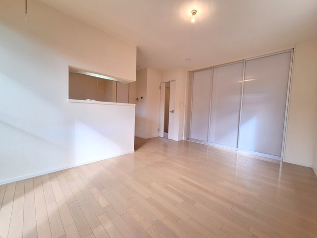 居室・リビング　★リビングダイニング／同物件別号室写真★