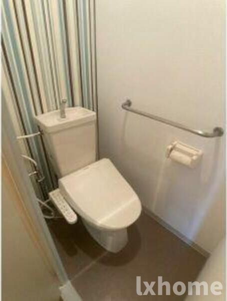 トイレ　落ち着いたトイレです