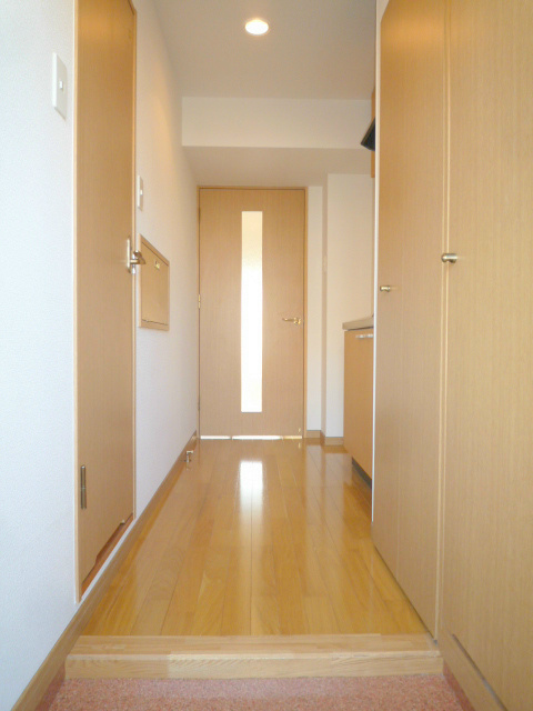 玄関　※写真と異なる場合は現状優先