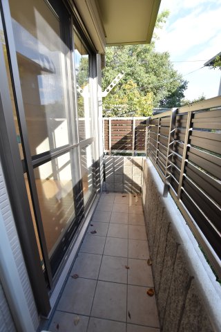 バルコニー　同物件、別号室の参考写真です。