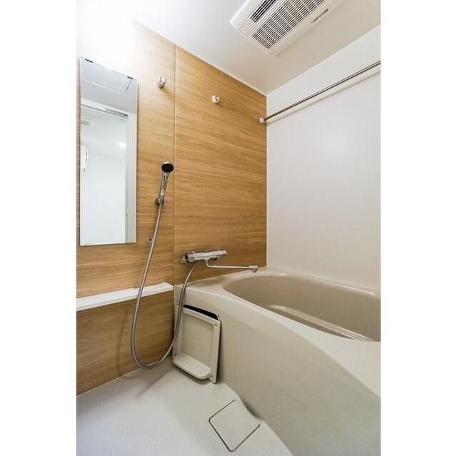 バス・シャワールーム　きれいなお風呂です