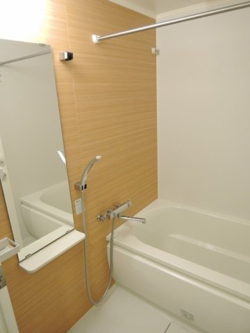 バス・シャワールーム　風呂