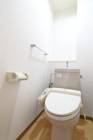 トイレ　温水洗浄暖房便座トイレ