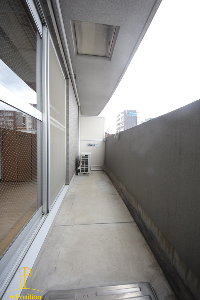 バルコニー　マインズ・コム南森町