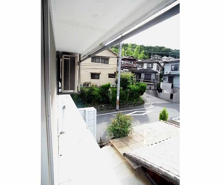 バルコニー　窓からの眺望