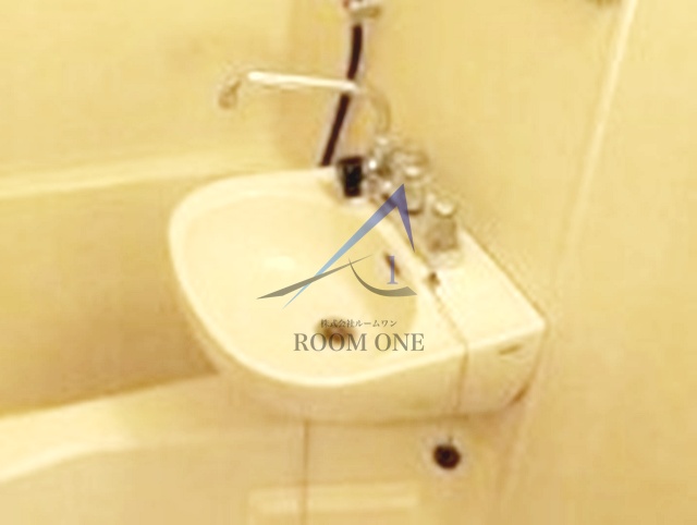 洗面設備　洗面台です。