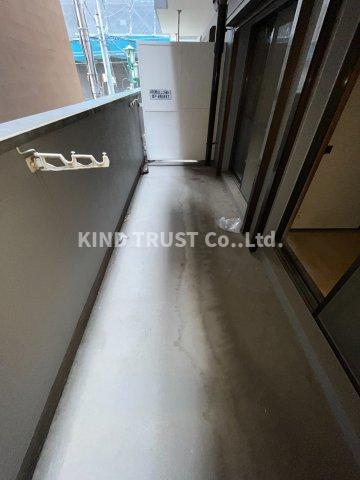 バルコニー　お洗濯にも便利なバルコニー付き