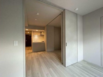 居室・リビング　6.9帖のきれいなDK。