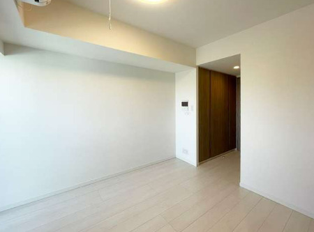 居室・リビング　※別部屋の参考写真です。