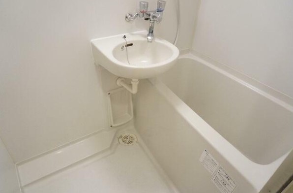 バス・シャワールーム　※こちらの写真は他部屋参考写真です