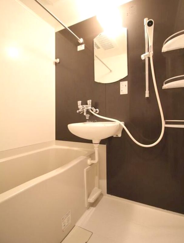 バス・シャワールーム　内見予約受付中、お気軽にお問い合わせください。【0037-6