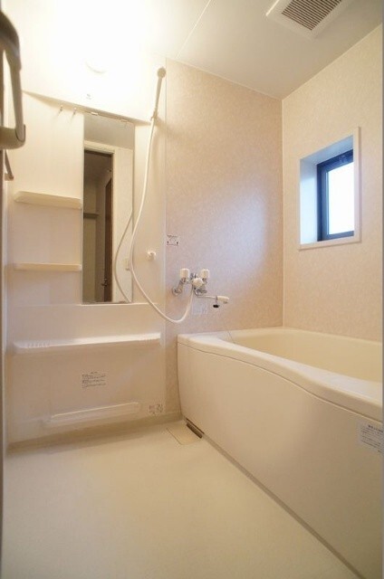 バス・シャワールーム　※リフォーム中のため同棟別室写真