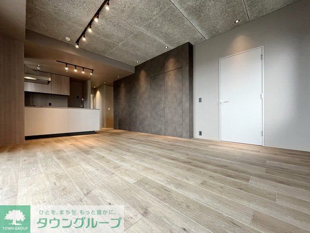 居室・リビング　エントランス