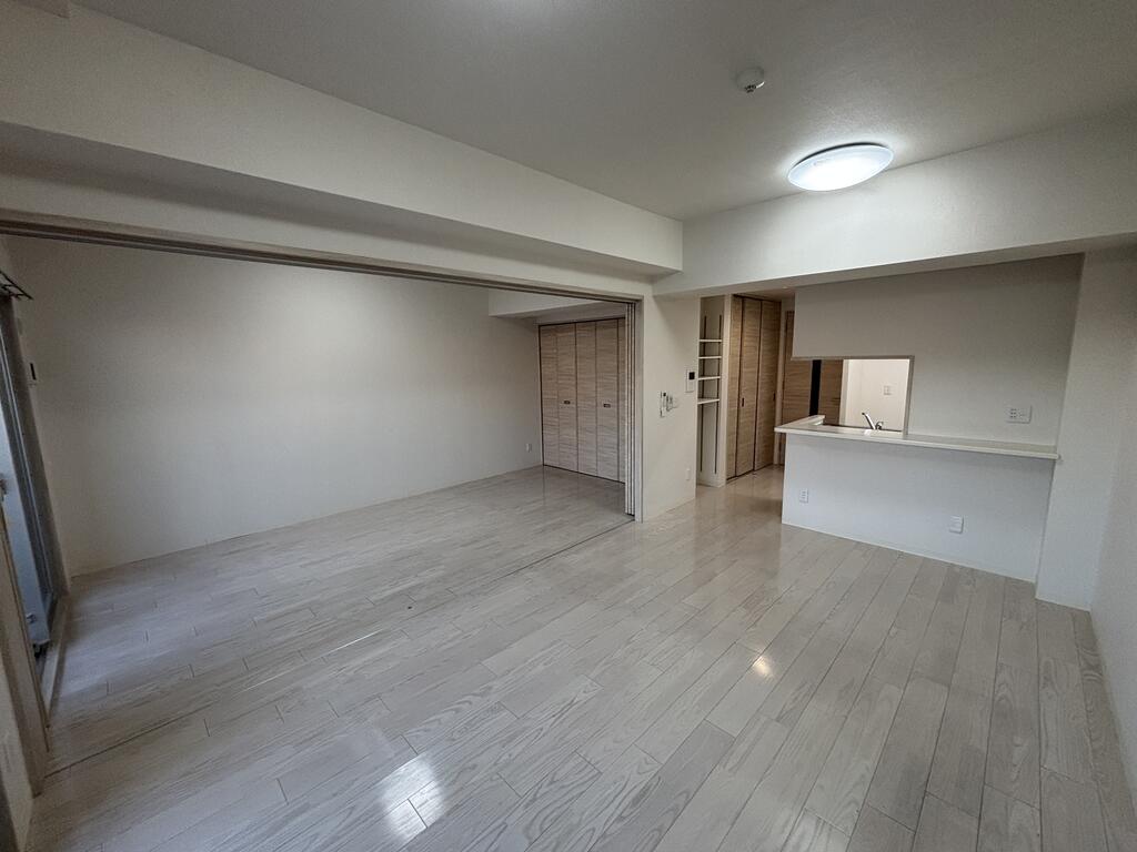 居室・リビング　※掲載写真は同タイプの別居室のものです。