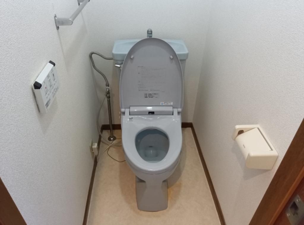 トイレ　トイレ