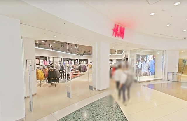 その他　Ｈ＆Ｍ（その他）まで779m