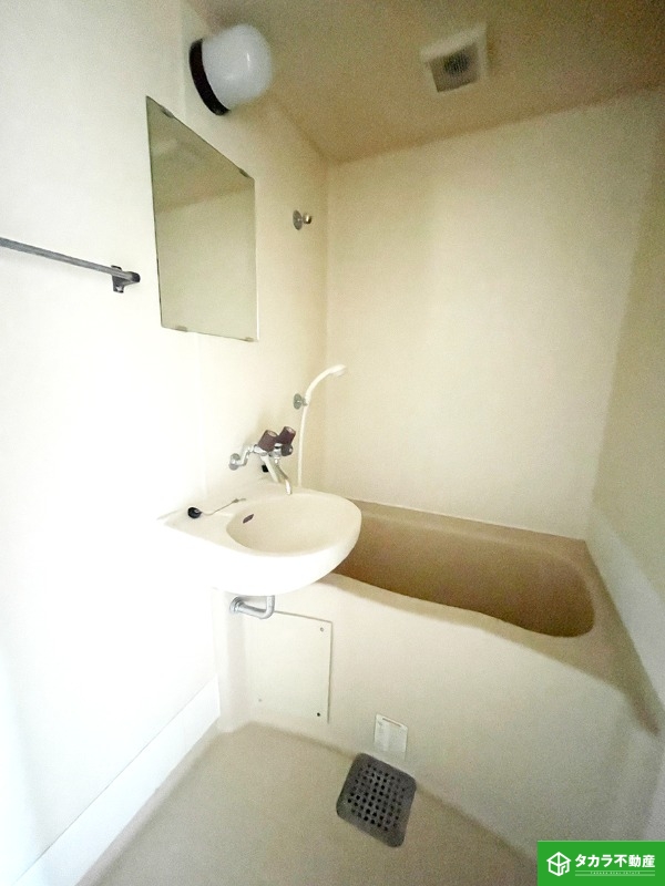 バス・シャワールーム　写真は３０１号