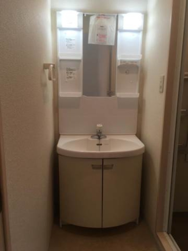 洗面設備　別部屋参考写真です☆