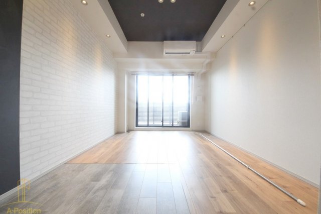 居室・リビング　コンフォリア北堀江一丁目