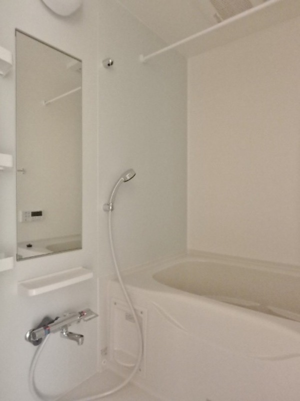 バス・シャワールーム　図面と現状に相違がある場合には現状を優先