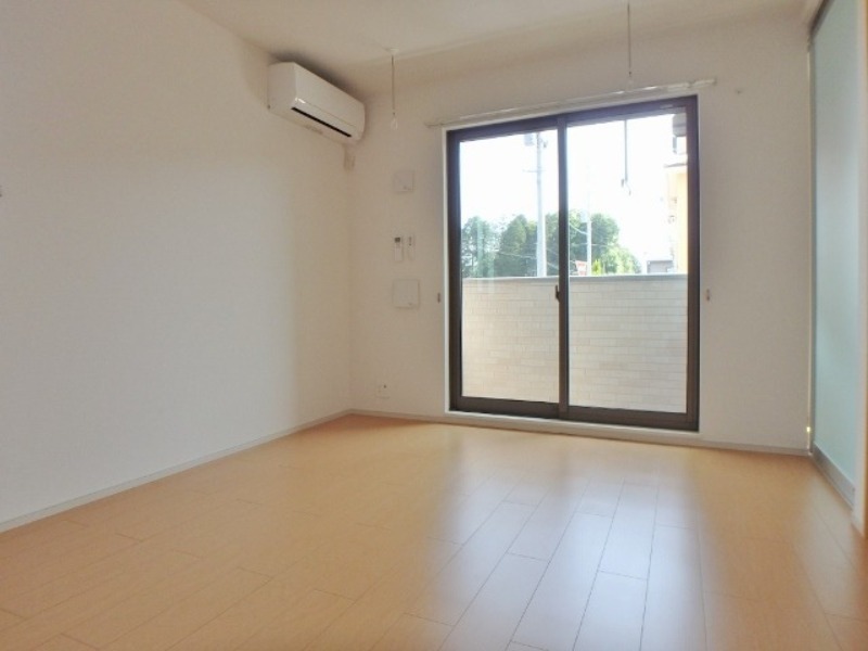 居室・リビング　図面と現状に相違がある場合には現状を優先