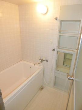 バス・シャワールーム　バス