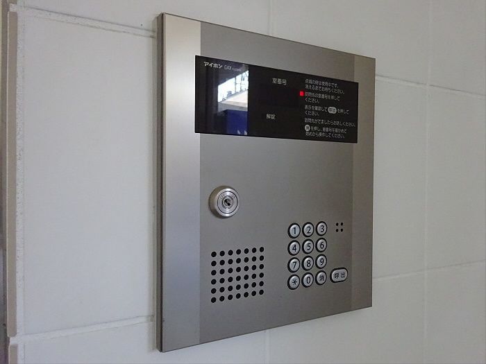 エントランス　防犯面もばっちりです！