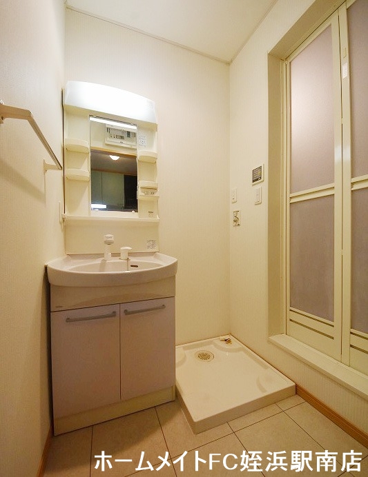 洗面設備　★洗面脱衣所もしっかりあります★参考写真