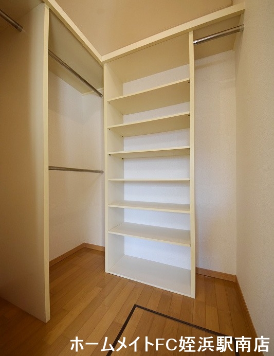 収納　★大きなウォークインクローゼットです！★参考写真