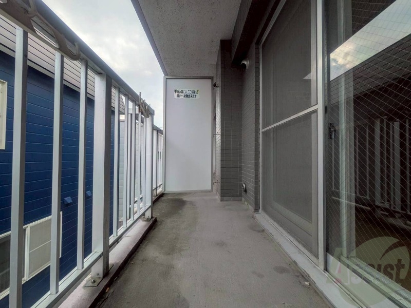 バルコニー　バルコニーが付いていますので一息ついてみてはいかがですか。